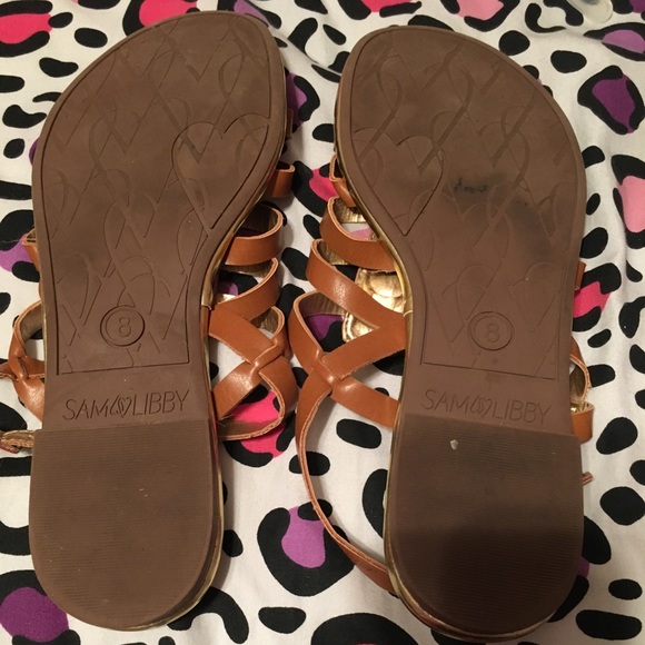Sandals - Picture 2 of 3